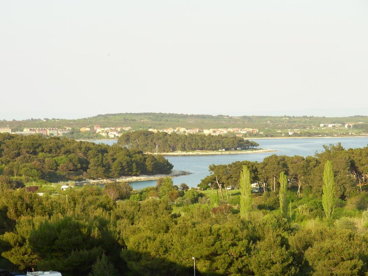 Bentley - Sea-View - 2 Bedroom Apartment Premantura Exterior foto